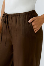 Load image into Gallery viewer, Oui - Linen Trousers in Brown
