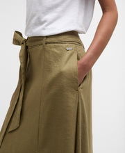 Load image into Gallery viewer, Barbour - Gabby Maxi Skirt