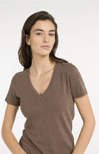 Load image into Gallery viewer, Yaya- Short sleeve T-shirt with subtle washed effect in Brown