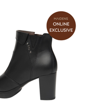 Load image into Gallery viewer, NeroGiardini - Women’s Leather Ankle Boots in Black
