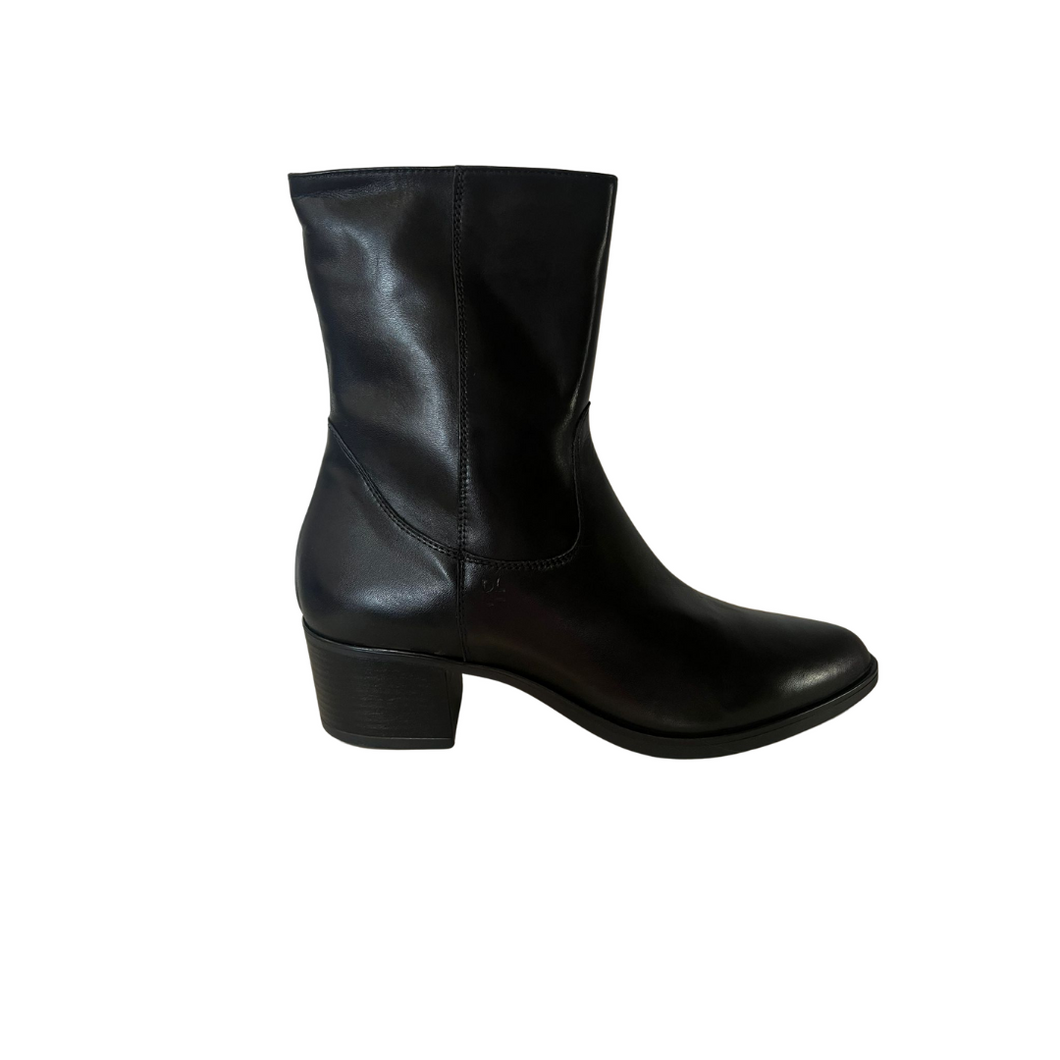 Dl Sport - Leather Ankle Boot in Black