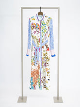 Load image into Gallery viewer, Herzen's Angelegenheit - Floral Dress with Bird Print
