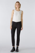 Load image into Gallery viewer, Oui - BAXTOR cropped Jeggings mid waist, slim fit in Black
