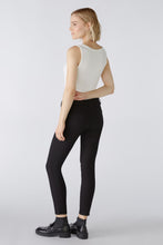 Load image into Gallery viewer, Oui - BAXTOR cropped Jeggings mid waist, slim fit in Black
