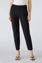 Load image into Gallery viewer, Oui - Feylia Cropped Jersey Trousers in Black
