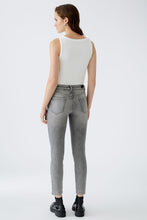 Load image into Gallery viewer, Oui - LOULUH Jeans skinny fit, cropped in Light Grey
