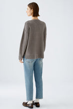 Load image into Gallery viewer, Oui - Pullover in Taupe
