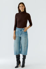 Load image into Gallery viewer, Oui - Roll Neck
