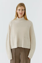 Load image into Gallery viewer, Oui - Pullover in taupe
