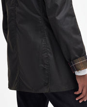 Load image into Gallery viewer, Barbour - Classic Beadnell® Waxed Jacket
