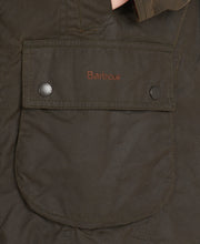 Load image into Gallery viewer, Barbour - Classic Beadnell® Waxed Jacket

