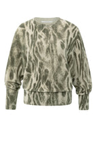 Load image into Gallery viewer, Yaya- Soft sweater with abstract all-over print
