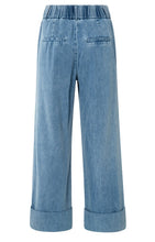 Load image into Gallery viewer, Yaya - Denim trousers with turn-ups and elastic waistband
