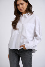 Load image into Gallery viewer, Yaya - White blouse with batwing sleeves, buttons and chest pockets
