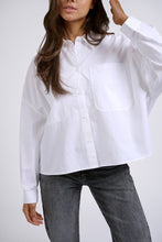 Load image into Gallery viewer, Yaya - White blouse with batwing sleeves, buttons and chest pockets
