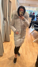 Load image into Gallery viewer, Diego M - Layered Long Fur Coat
