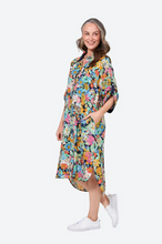 Load image into Gallery viewer, Eb&amp;Ive - Verve Shirt Dress in Navy Flourish
