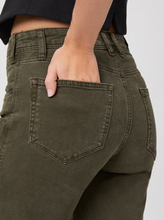 Load image into Gallery viewer, Paige Denim - Alexis Barrel Leg Jean
