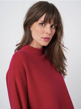 Load image into Gallery viewer, Repeat - Fine textured knit sweater with round hem in Cerise
