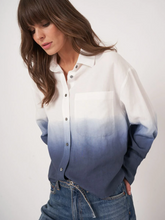 Load image into Gallery viewer, Repeat - Linen blend shirt with dip dye print in Blue/White
