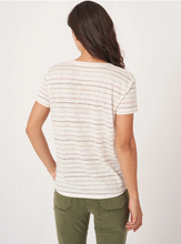 Load image into Gallery viewer, Repeat - Linen T-shirt with stripes
