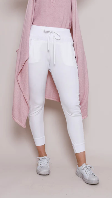 Suzy D 153 - Ultimate Joggers in White
