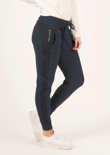 Suzy D - Ultimate Joggers in Dark Grey