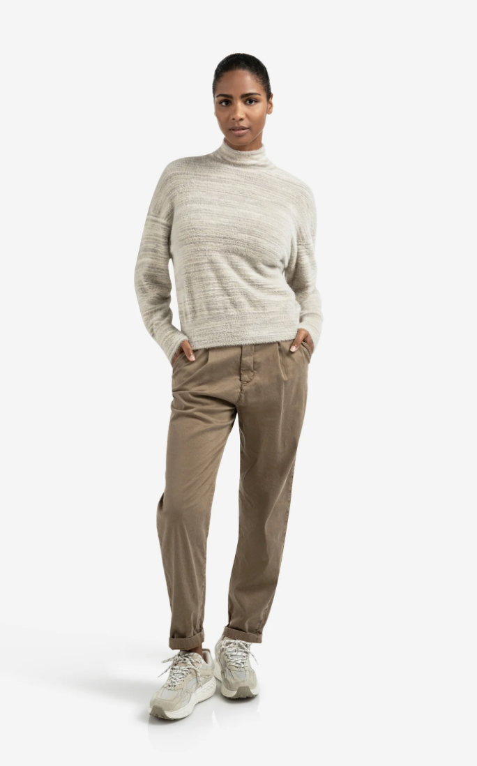 Yaya - Trousers with pleats and chino pockets