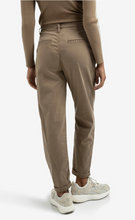 Load image into Gallery viewer, Yaya - Trousers with pleats and chino pockets

