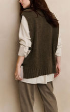 Load image into Gallery viewer, Yaya - Ribbed sleeveless sweater with side buckles
