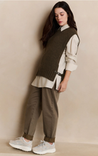 Load image into Gallery viewer, Yaya - Ribbed sleeveless sweater with side buckles
