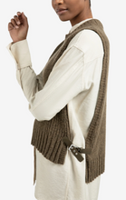 Load image into Gallery viewer, Yaya - Ribbed sleeveless sweater with side buckles
