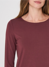 Load image into Gallery viewer, Repeat - Basic Women&#39;s Long-Sleeved Top
