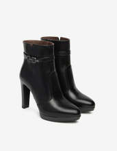 Load image into Gallery viewer, Nerogiardini - Women’s Leather Ankle Boots
