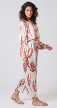 Load image into Gallery viewer, Traffic People - Birds of a Feather River Deep Top in Cream
