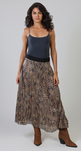 Load image into Gallery viewer, Traffic People - A Little Breeze Hera Skirt
