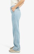 Load image into Gallery viewer, Yaya - Chino jeans with straight legs and welt pockets (L32)
