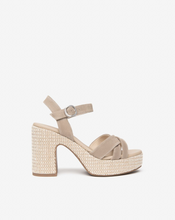 Load image into Gallery viewer, NeroGiardini - Suede Sandal in Natural
