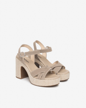 Load image into Gallery viewer, NeroGiardini - Suede Sandal in Natural
