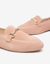Load image into Gallery viewer, NeroGiardini - Suede Loafer in Pink
