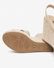 Load image into Gallery viewer, NeroGiardini - Leather Sandals
