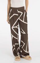Load image into Gallery viewer, Yaya - Woven trousers with wide legs and print
