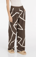 Load image into Gallery viewer, Yaya - Woven trousers with wide legs and print
