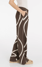 Load image into Gallery viewer, Yaya - Woven trousers with wide legs and print
