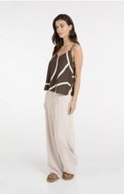 Load image into Gallery viewer, Yaya - Printed singlet with V-neck

