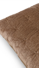 Load image into Gallery viewer, Yaya - Velvet cushion with quilted details
