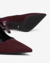 Load image into Gallery viewer, Nerogiardini - Women's Suede Court Shoes in Bordeaux
