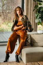 Load image into Gallery viewer, Traffic People - Smooth Operator Parachute Trousers in Brown
