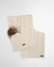 Load image into Gallery viewer, Barbour - Penshaw Beanie &amp; Scarf Gift Set
