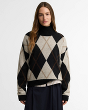 Load image into Gallery viewer, Barbour - Marlow Argyle Wool Jumper

